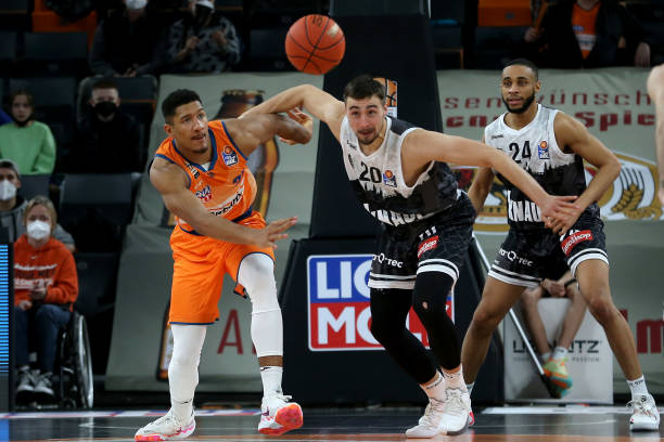 世界展示自 世界展示自